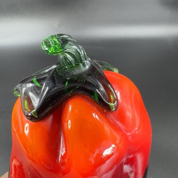 Vintage 1990s Art Glass Bell Pepper Large Red Pepper Figurine Glass Paperweight - Picture 8 of 15